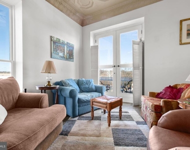 809 Caroline Street - Photo Thumbnail 16