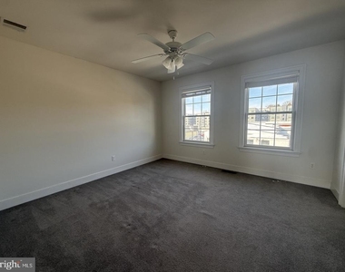 602 D Street - Photo Thumbnail 15
