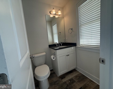602 D Street - Photo Thumbnail 21
