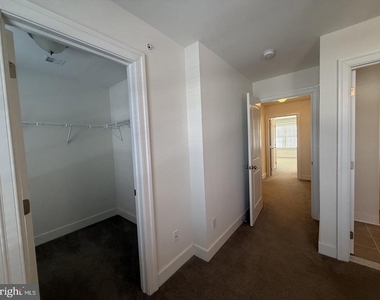 602 D Street - Photo Thumbnail 23