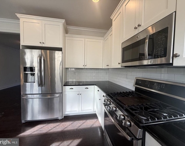 602 D Street - Photo Thumbnail 22