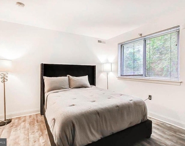 11408 Cherry Hill Road - Photo Thumbnail 6