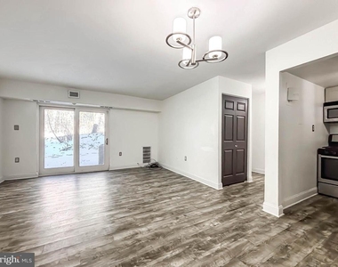 11408 Cherry Hill Road - Photo Thumbnail 8