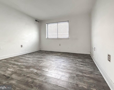 11408 Cherry Hill Road - Photo Thumbnail 22