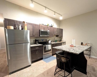 2128 Fleet Street - Photo Thumbnail 1