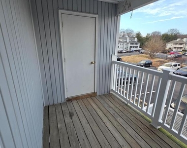 2809 Waters Edge Drive - Photo Thumbnail 7