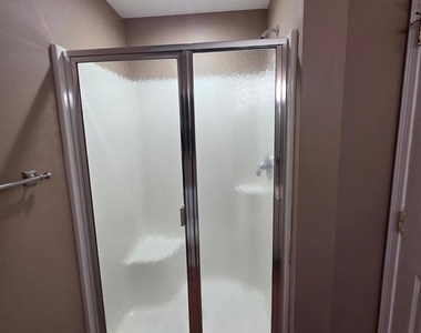 2809 Waters Edge Drive - Photo Thumbnail 26