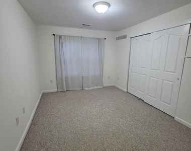 2809 Waters Edge Drive - Photo Thumbnail 33