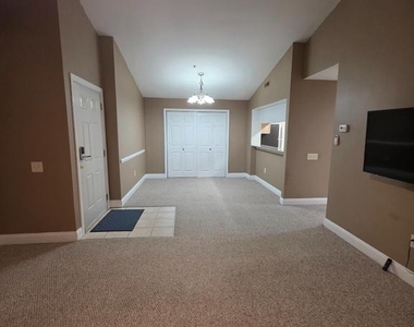 2809 Waters Edge Drive - Photo Thumbnail 9