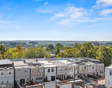 1267 Penn Street Ne - Photo Thumbnail 16