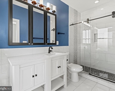 1267 Penn Street Ne - Photo Thumbnail 10