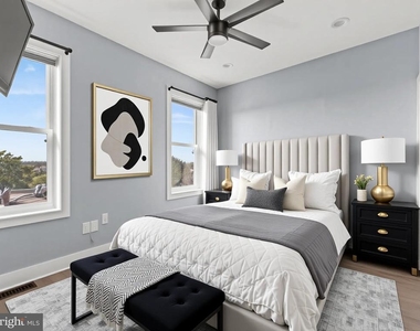 1267 Penn Street Ne - Photo Thumbnail 8