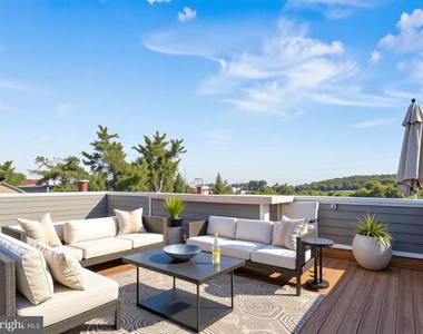 1267 Penn Street Ne - Photo Thumbnail 15