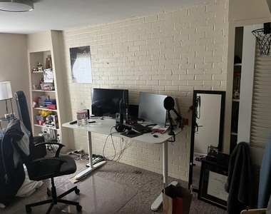 2704 San Pedro St - Photo Thumbnail 13