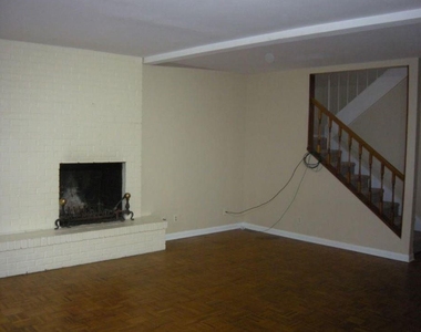 2704 San Pedro St - Photo Thumbnail 6
