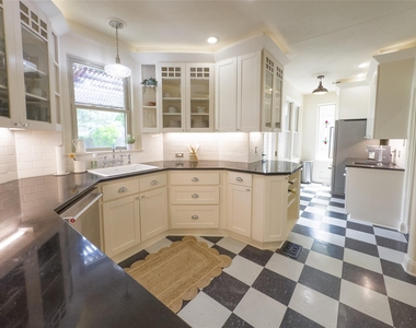 1512 Northwood Rd - Photo Thumbnail 14