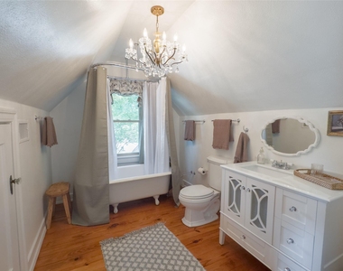 1512 Northwood Rd - Photo Thumbnail 5