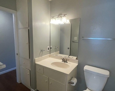 309 E Grady Dr - Photo Thumbnail 19