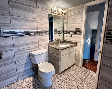 2018 W Rundberg Ln - Photo Thumbnail 14