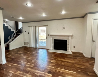 2018 W Rundberg Ln - Photo Thumbnail 6