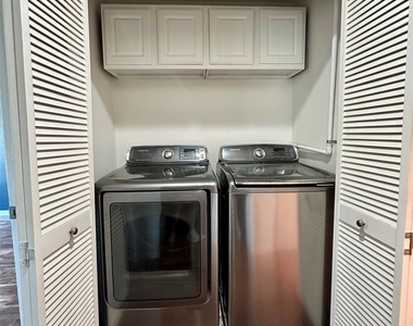 2018 W Rundberg Ln - Photo Thumbnail 17
