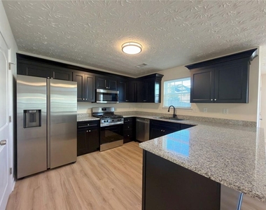 2770 Austin Ridge Drive - Photo Thumbnail 12