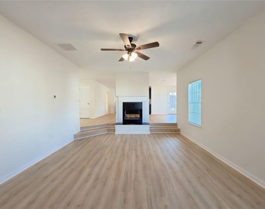 2770 Austin Ridge Drive - Photo Thumbnail 8