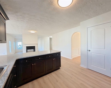 2770 Austin Ridge Drive - Photo Thumbnail 16