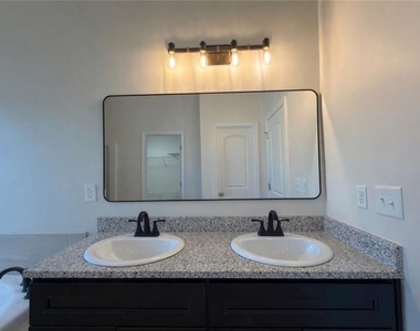 2770 Austin Ridge Drive - Photo Thumbnail 35