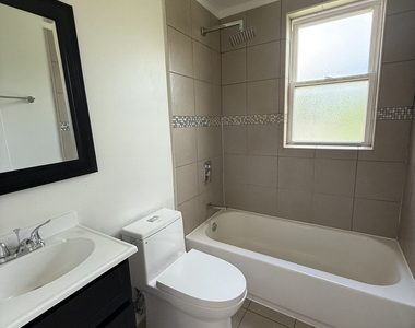 7626 S Drexel Avenue - Photo Thumbnail 5