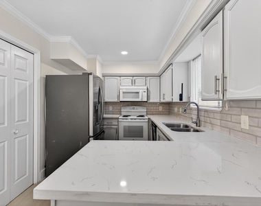 1221 Cedar Post Lane - Photo Thumbnail 7