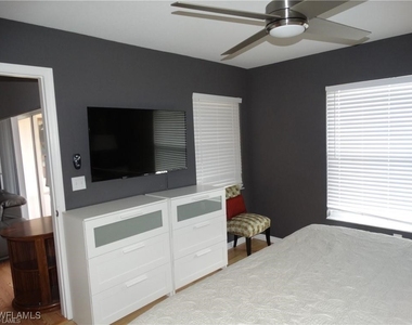 3250 Cypress Glen Way - Photo Thumbnail 13