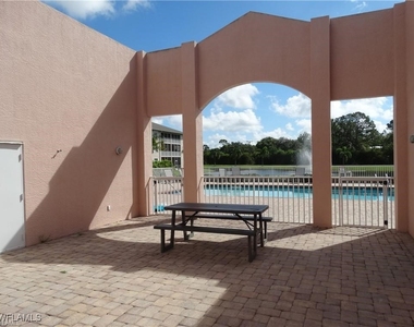 3250 Cypress Glen Way - Photo Thumbnail 14