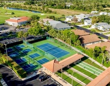 26240 Bonita Fairways Boulevard - Photo Thumbnail 18