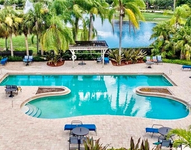 26240 Bonita Fairways Boulevard - Photo Thumbnail 20