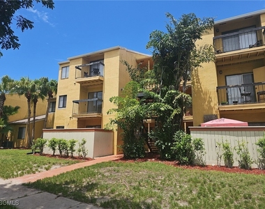 2905 Winkler Avenue - Photo Thumbnail 1