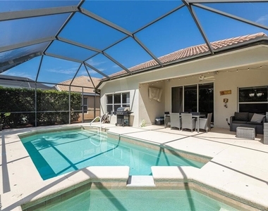 10074 Oakhurst Way - Photo Thumbnail 18