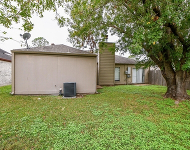 11411 Pepperdine Lane - Photo Thumbnail 28