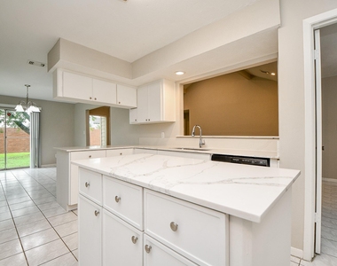 11411 Pepperdine Lane - Photo Thumbnail 19