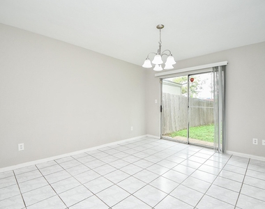 11411 Pepperdine Lane - Photo Thumbnail 9