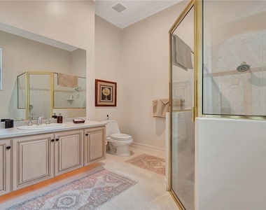 11238 Five Oaks Lane - Photo Thumbnail 8