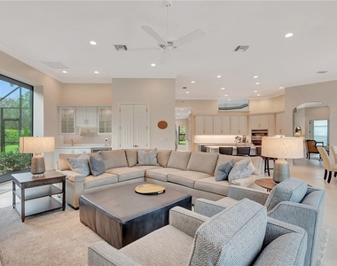 11238 Five Oaks Lane - Photo Thumbnail 22