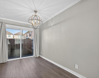 1221 Cedar Post Lane - Photo Thumbnail 5
