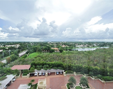 8787 Bay Colony Drive - Photo Thumbnail 26