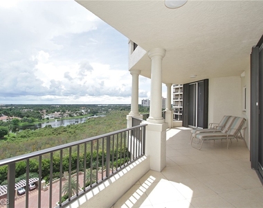 8787 Bay Colony Drive - Photo Thumbnail 7