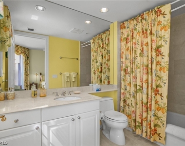 8787 Bay Colony Drive - Photo Thumbnail 31