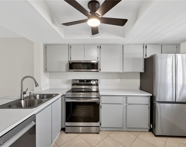 144 Cypress Way E - Photo Thumbnail 3