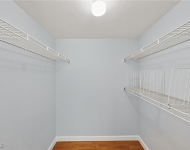 144 Cypress Way E - Photo Thumbnail 21