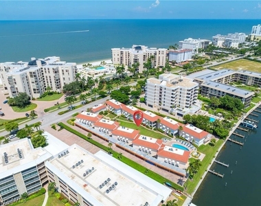 3070 Gulf Shore Boulevard N - Photo Thumbnail 30
