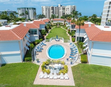 3070 Gulf Shore Boulevard N - Photo Thumbnail 5